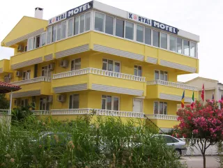 Akçay Merkezde 22 Odalı 60 Kişi Kapasiteli Faal Durumda Otel