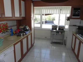 Akçay Merkezde 22 Odalı 60 Kişi Kapasiteli Faal Durumda Otel