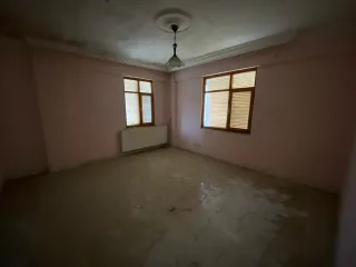 SABRİ PINARBAŞI'dan AKÇAY YENİMAHALLE'de SATILIK MÜSTAKİL EV