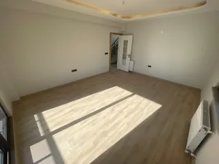 SABRİ PINARBAŞI'dan ALTINKUM'da SATILIK SIFIR ÇİFT MUTFAKLI DUBLEKS DAİRE