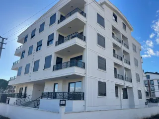 SABRİ PINARBAŞI'dan ALTINKUM'da SATILIK SIFIR 2+1 DAİRE