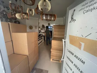 SABRİ PINARBAŞI'dan EDREMİT SANAYİ 'de SATILIK YATIRIMLIK DÜKKAN