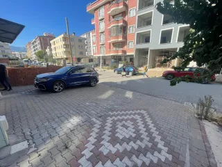 SABRİ PINARBAŞI'dan EDREMİT SANAYİ 'de SATILIK YATIRIMLIK DÜKKAN