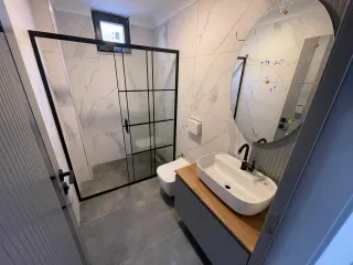 SABRİ PINARBAŞI GAYRİMENKUL'den ALTINKUM'da SATILIK SIFIR 2+1 DAİRE