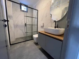 SABRİ PINARBAŞI GAYRİMENKUL'den ALTINKUM'da SATILIK SIFIR 2+1 DAİRE