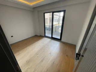 SABRİ PINARBAŞI GAYRİMENKUL'den ALTINKUM'da SATILIK SIFIR 2+1 DAİRE