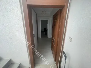 SABRİ PINARBAŞI 'dan AKÇAY MERKEZ'de SATILIK 2+1 GENİŞ KULLANIMLI DAİRE