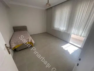 SABRİ PINARBAŞI 'dan AKÇAY MERKEZ'de SATILIK 2+1 GENİŞ KULLANIMLI DAİRE