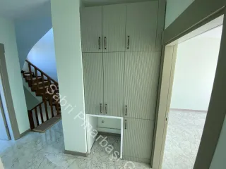 SABRİ PINARBAŞI'dan ZEYTİNLİ'de SATILIK SIFIR 4+1 LÜKS VİLLA