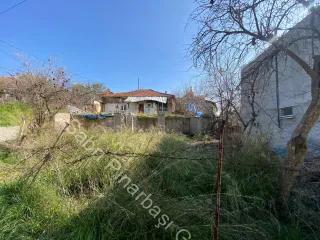 SABRİ PINARBAŞI'dan EDREMİT YOLÖREN'de SATILIK KÖŞE ARSA