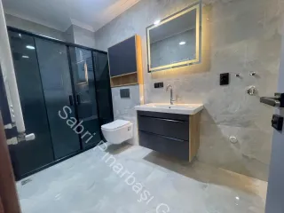 SABRİ PINARBAŞI'dan İKİZÇAY'da SATILIK SIFIR ÇAY MANZARALI DUBLEKS DAİRE