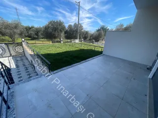 SABRİ PINARBAŞI'dan GÜRE'de SATILIK SIFIR VİLLA (DAİRE TAKASINA AÇIK)
