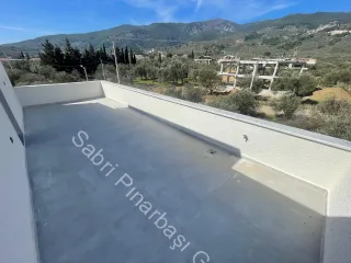 SABRİ PINARBAŞI'dan GÜRE'de SATILIK SIFIR VİLLA (DAİRE TAKASINA AÇIK)
