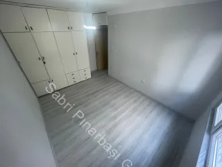 SABRİ PINARBAŞI'dan AKÇAY MERKEZ'de SATILIK GİRİŞ KAT 2+1 DAİRE