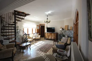 SABRİ PINARBAŞI'dan KIZILKEÇİLİ'de SATILIK 1400m2 ARSA İÇİNDE MÜSTAKİL EV