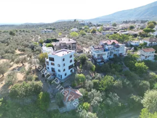 SABRİ PINARBAŞI'dan KIZILKEÇİLİ'de SATILIK 1400m2 ARSA İÇİNDE MÜSTAKİL EV