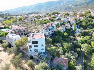 SABRİ PINARBAŞI'dan KIZILKEÇİLİ'de SATILIK 1400m2 ARSA İÇİNDE MÜSTAKİL EV