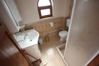 SABRİ PINARBAŞI'dan KIZILKEÇİLİ'de SATILIK 1400m2 ARSA İÇİNDE MÜSTAKİL EV