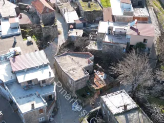 SABRİ PINARBAŞI'dan ASOSA YAKIN AHMETÇE KÖYÜNDE SATILIK TAŞ EV