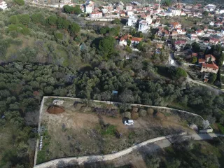 SABRİ PINARBAŞI 'dan EDREMİT ÇAMLIBEL 'de MANZARALI İMARLI ARSA
