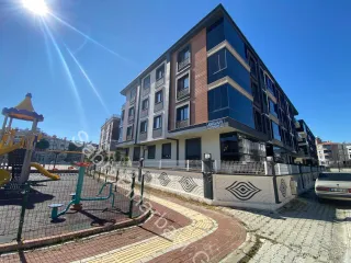 SABRİ PINARBAŞI'dan HAVUZLU SİTE İÇİNDE SATILIK 2+1 DAİRE