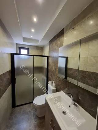SABRİ PINARBAŞI'dan EDREMİT'te SATILIK 4 YILLIK 2+1 DAİRE