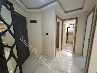 SABRİ PINARBAŞI'dan EDREMİT'te SATILIK 4 YILLIK 2+1 DAİRE
