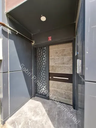SABRİ PINARBAŞI'dan EDREMİT'te SATILIK 4 YILLIK 2+1 DAİRE