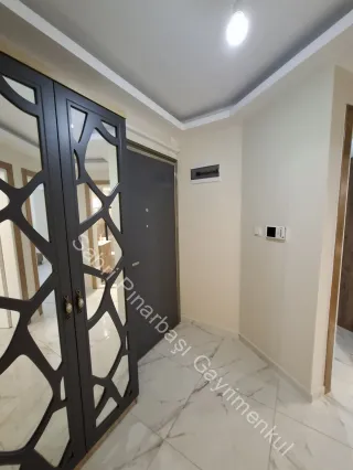 SABRİ PINARBAŞI'dan EDREMİT'te SATILIK 4 YILLIK 2+1 DAİRE