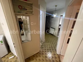 SABRİ PINARBAŞI'dan AKÇAY ÇARŞI'da SATILIK 2+1 DAİRE