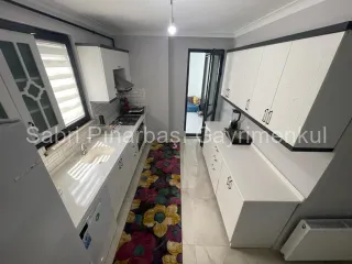 SABRİ PINARBAŞI'dan KADIKÖY'de SATILIK 3+1 DAİRE