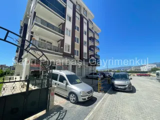 SABRİ PINARBAŞI'dan EDREMİT'te YATIRIMLIK SATILIK DÜKKAN