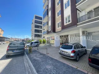 SABRİ PINARBAŞI'dan EDREMİT'te YATIRIMLIK SATILIK DÜKKAN