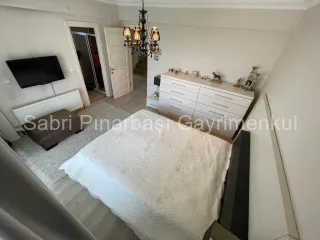 SABRİ PINARBAŞI'dan EDREMİT'te SATILIK 5+1 VİLLA