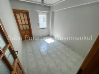 SABRİ PINARBAŞI'dan ZEYTİNLİ'de SATILIK ARAKAT 2+1 DAİRE