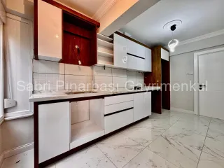 SABRİ PINARBAŞI 'dan AKÇAY'da SATILIK 3+1 YÜKSEK GİRİŞ DAİRE