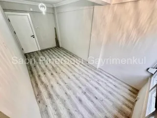 SABRİ PINARBAŞI 'dan AKÇAY'da SATILIK 3+1 YÜKSEK GİRİŞ DAİRE