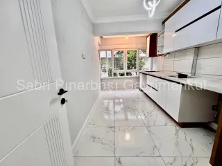 SABRİ PINARBAŞI 'dan AKÇAY'da SATILIK 3+1 YÜKSEK GİRİŞ DAİRE