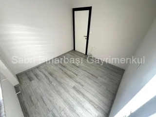 SABRİ PINARBAŞI'daN ALTINKUM'da SATILIK YÜKSEK GİRİŞ ÖNCEPHE 2+1 DAİRE