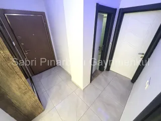 SABRİ PINARBAŞI'daN ALTINKUM'da SATILIK YÜKSEK GİRİŞ ÖNCEPHE 2+1 DAİRE