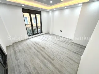 SABRİ PINARBAŞI'daN ALTINKUM'da SATILIK SIFIR EBEVEYN BANYOLU 2+1 DAİRE
