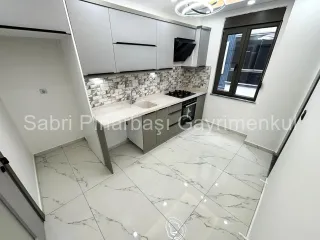 SABRİ PINARBAŞI'daN ALTINKUM'da SATILIK SIFIR EBEVEYN BANYOLU 2+1 DAİRE