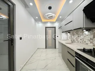SABRİ PINARBAŞI'daN ALTINKUM'da SATILIK SIFIR EBEVEYN BANYOLU 2+1 DAİRE