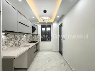 SABRİ PINARBAŞI'daN ALTINKUM'da SATILIK SIFIR EBEVEYN BANYOLU 2+1 DAİRE