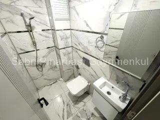 SABRİ PINARBAŞI'daN ALTINKUM'da SATILIK SIFIR EBEVEYN BANYOLU 2+1 DAİRE