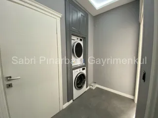 SABRİ PINARBAŞI'dan EDREMİT'te SATILIK LÜKS DAİRE