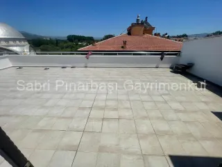 SABRİ PINARBAŞI'dan ALTINKUM'da SATILIK GENİŞ KULLANIMLI DUBLEKS DAİRE