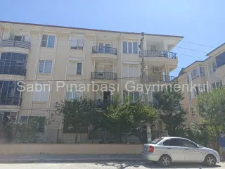 SABRİ PINARBAŞI'dan AKÇAY MERKEZ'de SATILIK 2+1 DAİRE