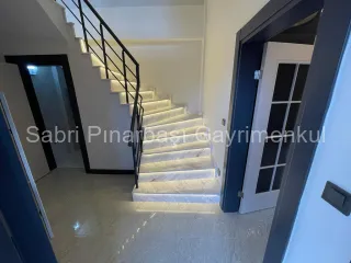 GÜRE 'de DENİZ 'e YAKIN SATILIK VİLLA