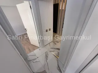 SABRİ PINARBAŞI'dan AKÇAY MERKEZ'de SATILIK FULL YAPILI 2+1 DAİRE